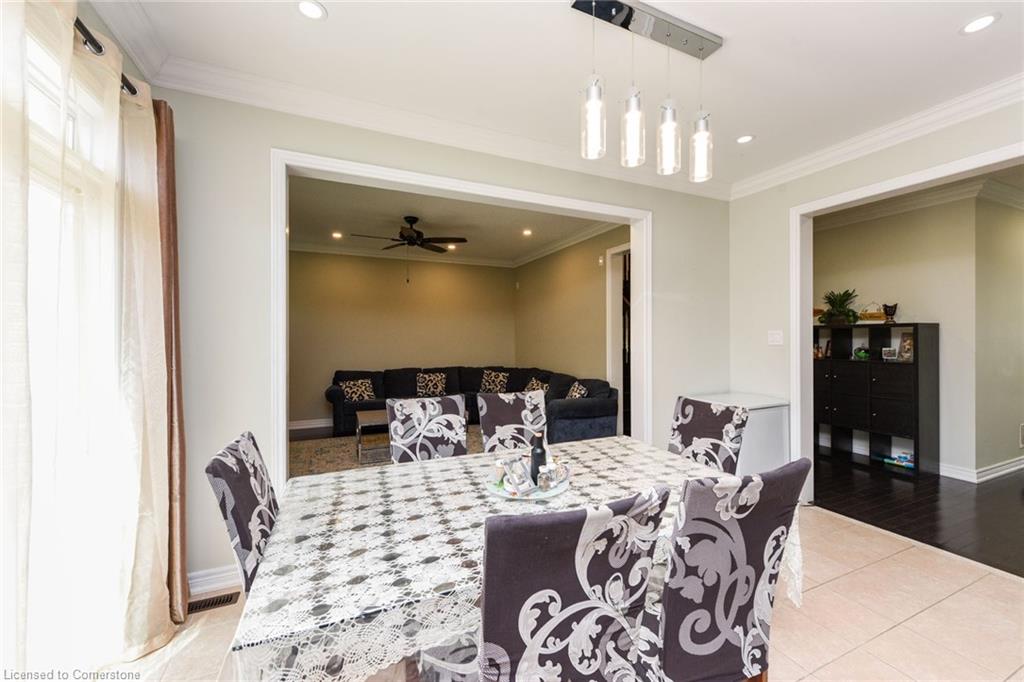 304 Dalgleish Garden Property Photo 11