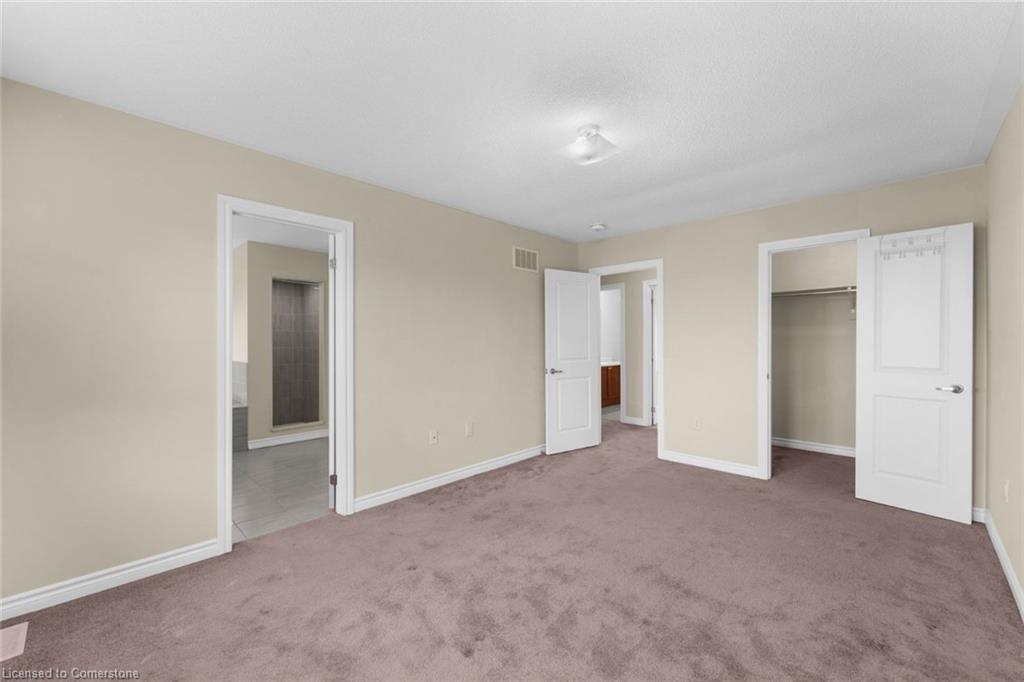 25 Todd Crescent W Property Photo 14