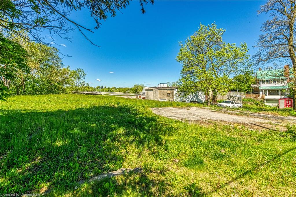 39 Talbot Street W Property Photo 29