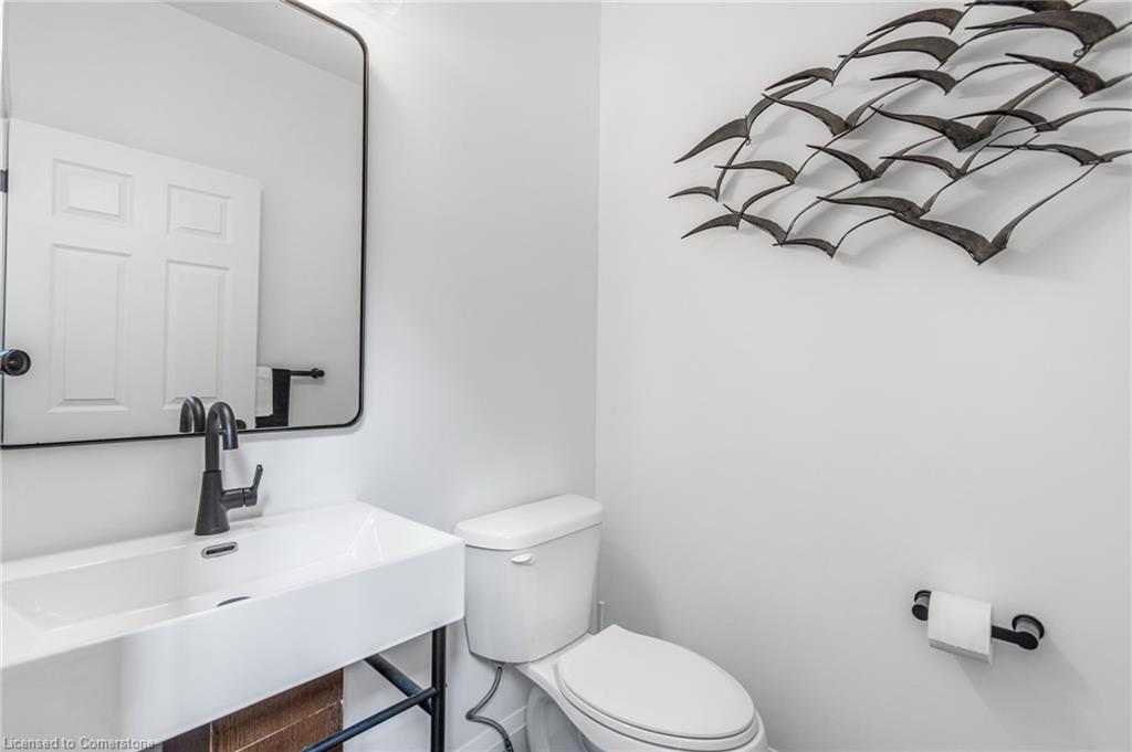667 Highvalley Road Property Photo 12