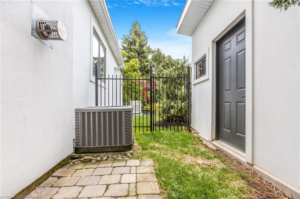 667 Highvalley Road Property Photo 34