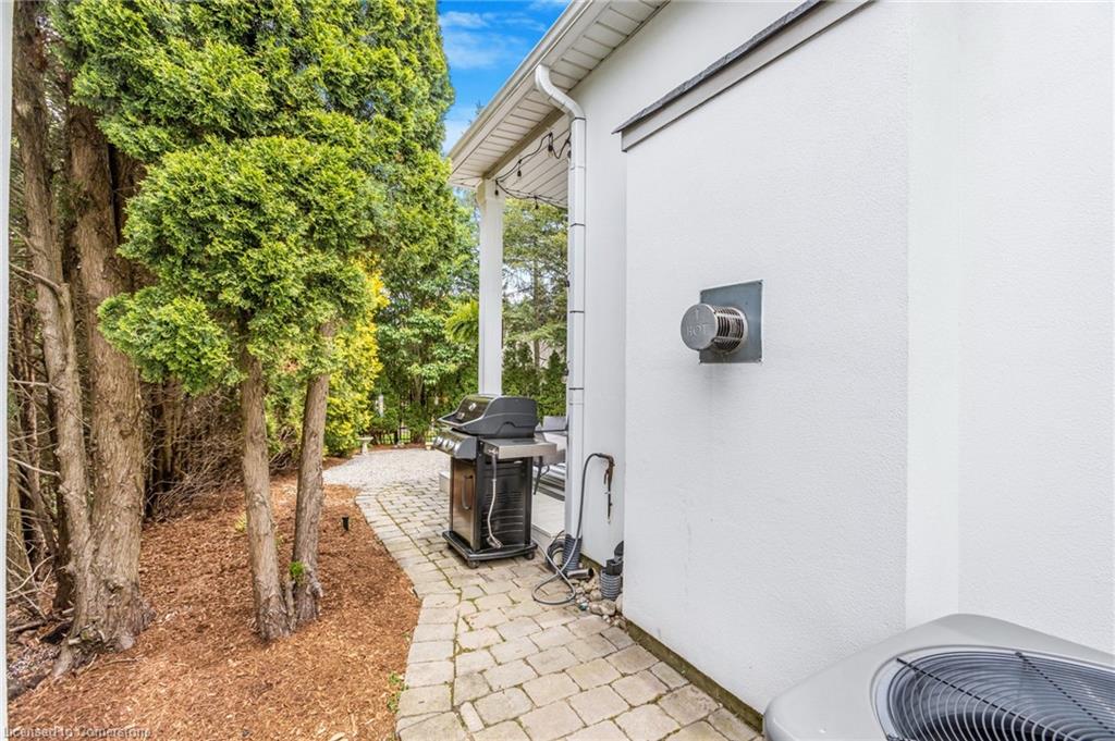 667 Highvalley Road Property Photo 35
