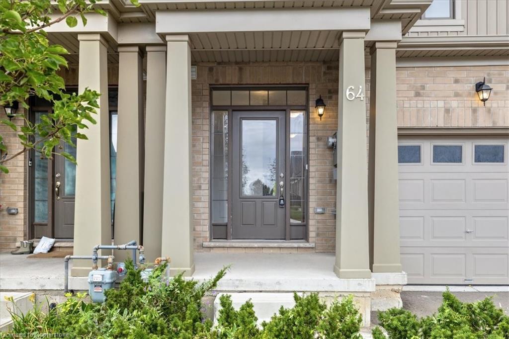64 Cosmopolitan Common Property Photo 3