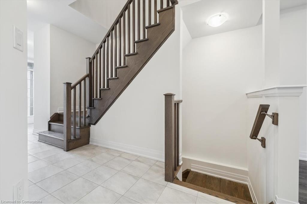 64 Cosmopolitan Common Property Photo 5
