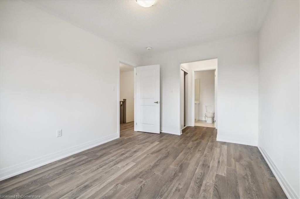 64 Cosmopolitan Common Property Photo 21