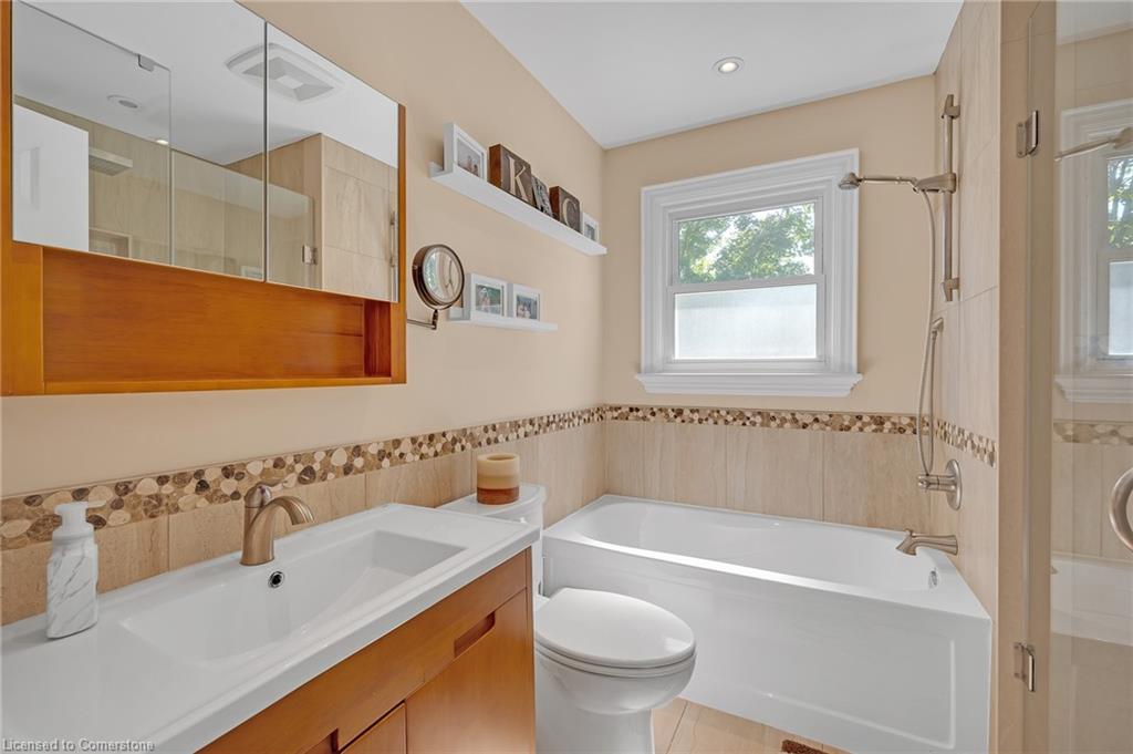 2482 Waterford Street Property Photo 22