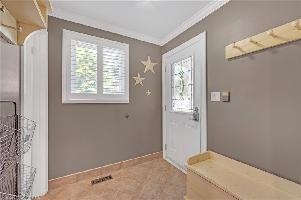 2482 Waterford Street Property Photo 25