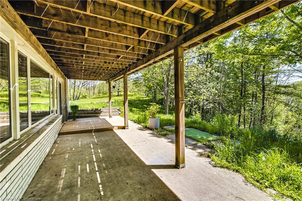 932 Old Dundas Road Property Photo 11