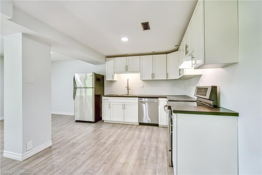 932 Old Dundas Road Property Photo 15