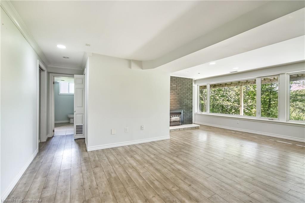 932 Old Dundas Road Property Photo 18