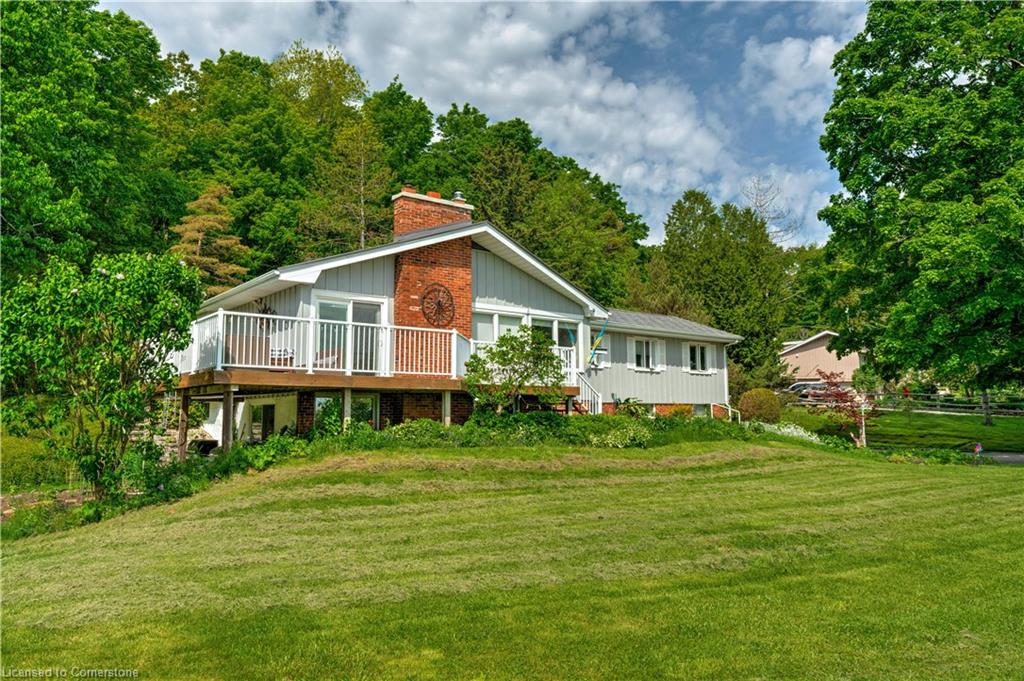 5086 Walkers Line Property Photo 1