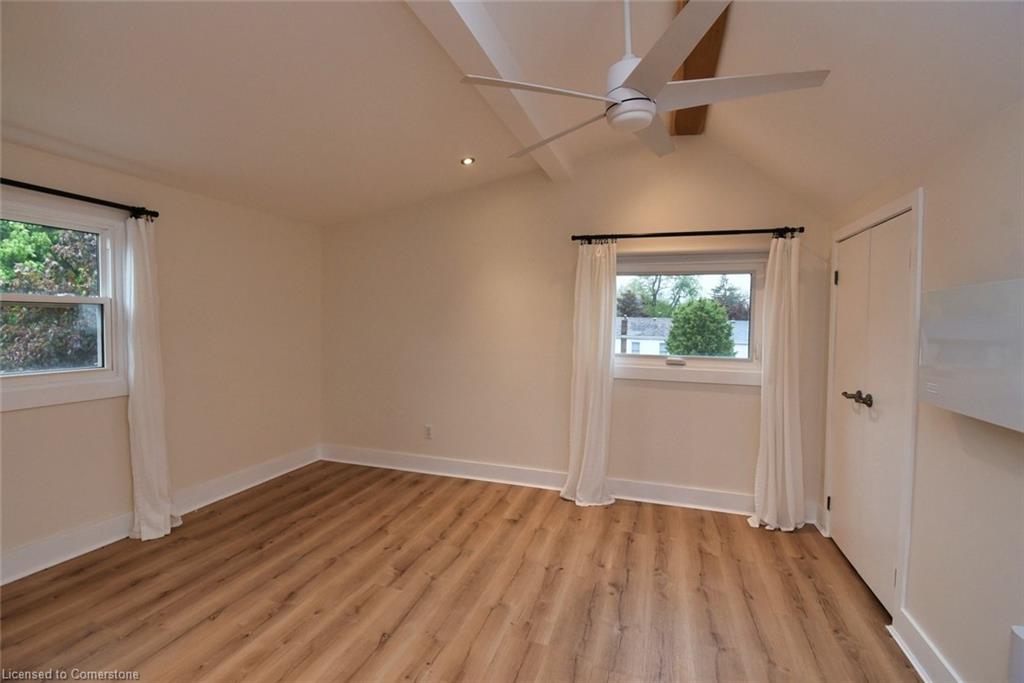 248 Province Street S Property Photo 26