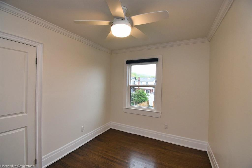 248 Province Street S Property Photo 27
