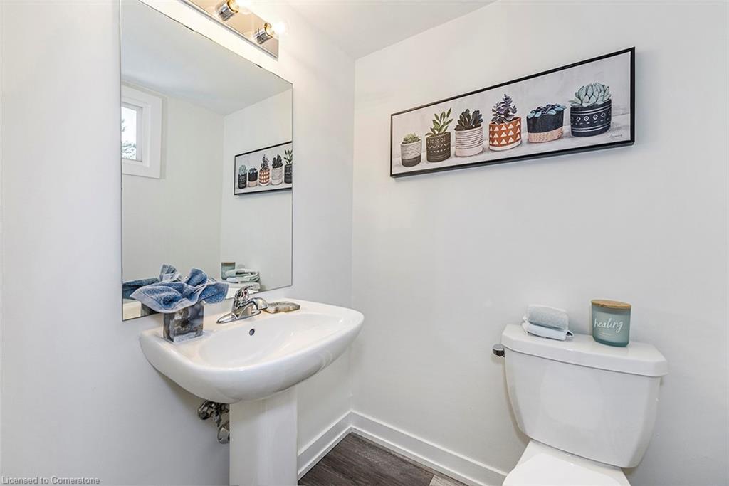18-1444 Upper Ottawa Street Property Photo 2