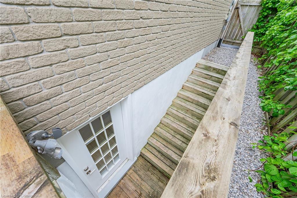 12 Euclid Avenue Property Photo 6