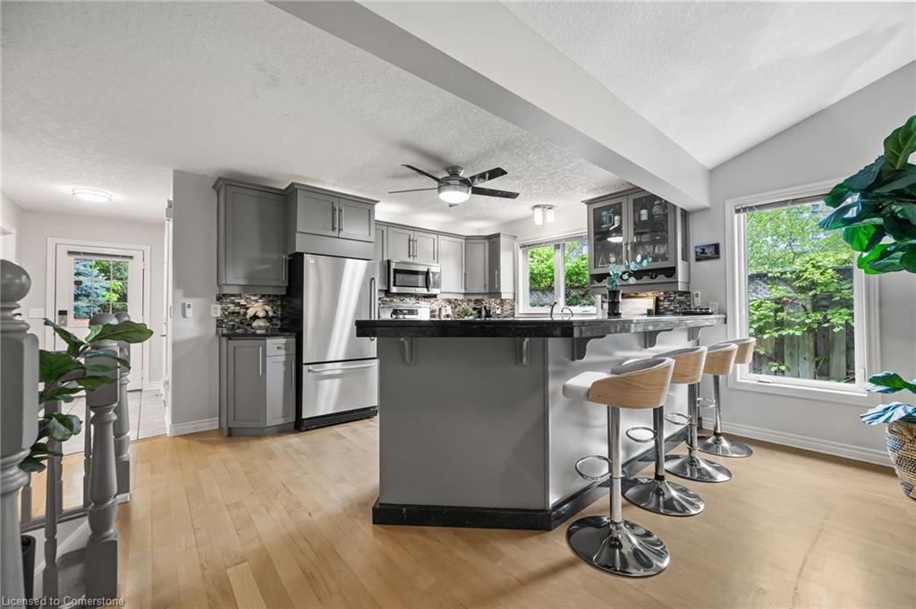 12 Euclid Avenue Property Photo 11