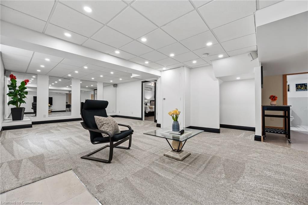 12 Euclid Avenue Property Photo 27