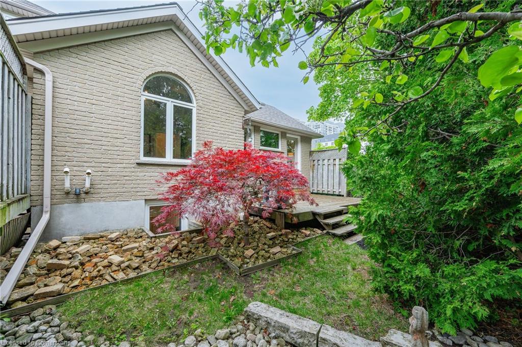 12 Euclid Avenue Property Photo 40