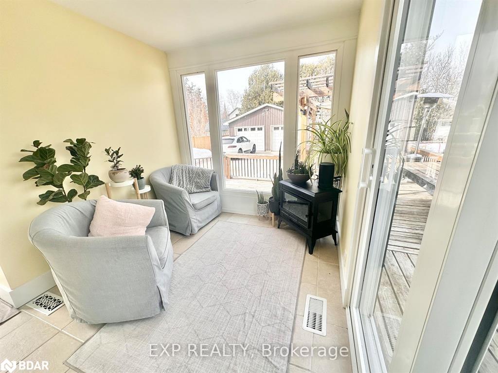 12 Elizabeth Street W Property Photo 12