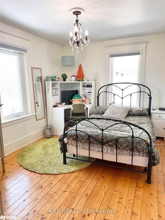 12 Elizabeth Street W Property Photo 14