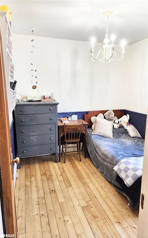 12 Elizabeth Street W Property Photo 15
