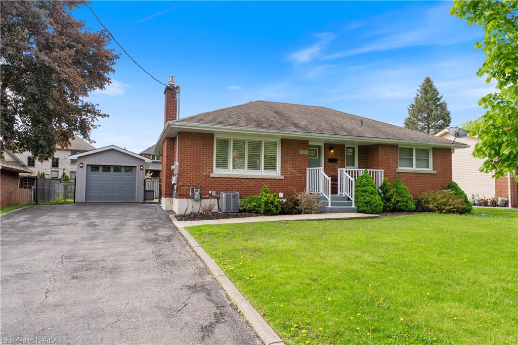 17 Varadi Avenue Property Photo 1