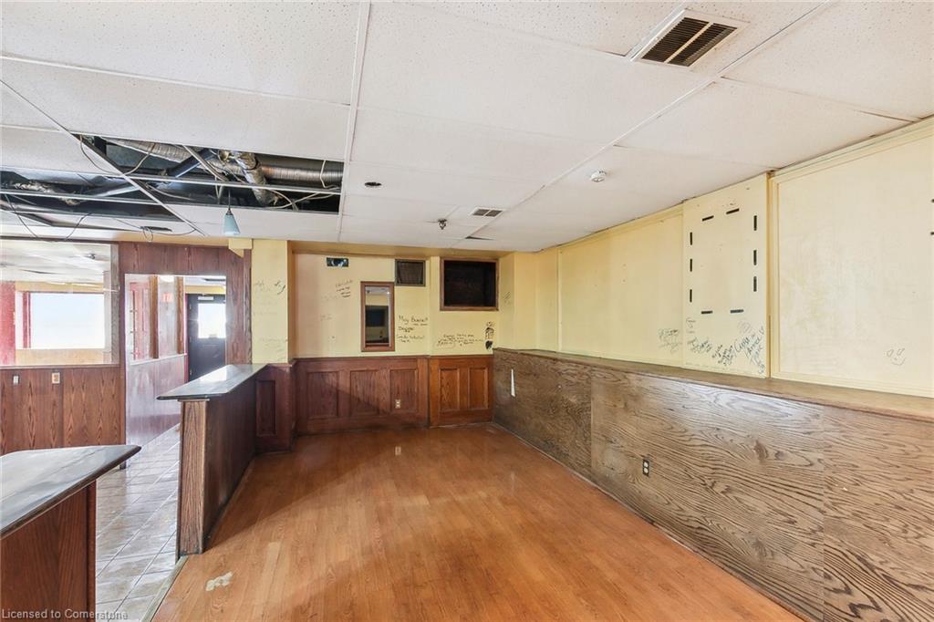 1c-150 Hughson Street S Property Photo 25