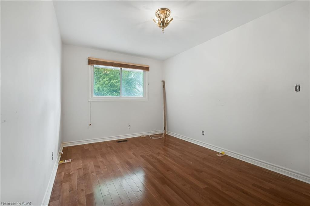 591 Bridle Wood Property Photo 23