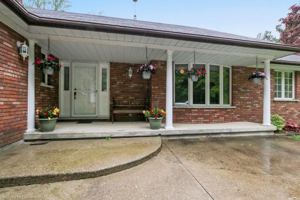 504 6th Conc Rd Property Photo 2