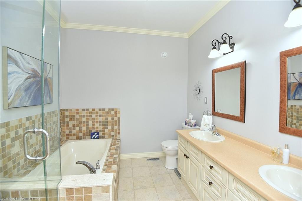 8 Carmichael Trail Property Photo 24