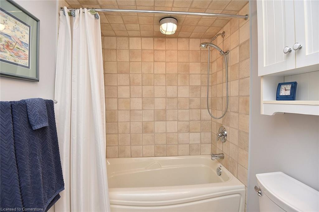 8 Carmichael Trail Property Photo 32