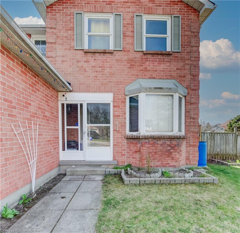 27 Tassie Lane Property Photo 3