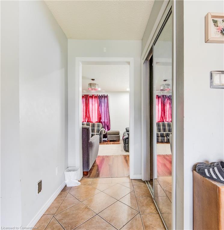 27 Tassie Lane Property Photo 4