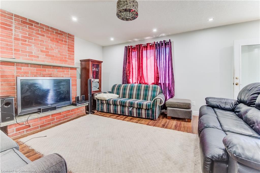 27 Tassie Lane Property Photo 6