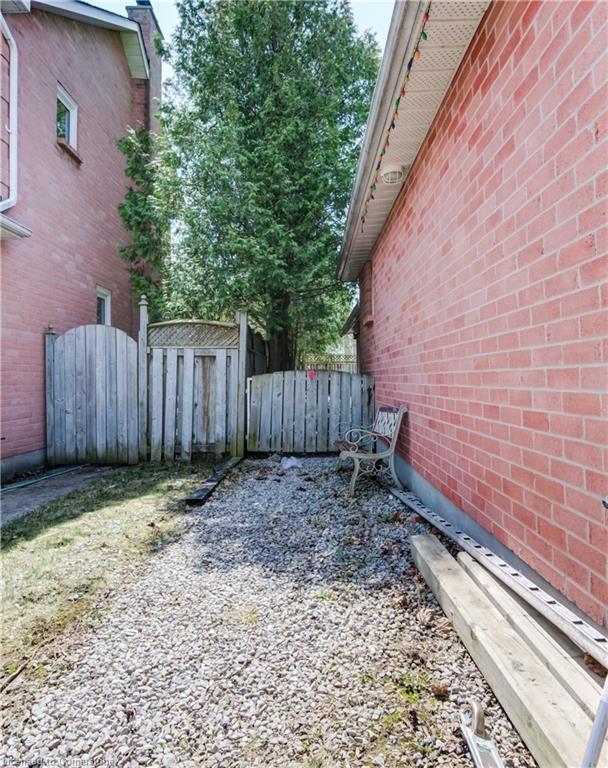 27 Tassie Lane Property Photo 20