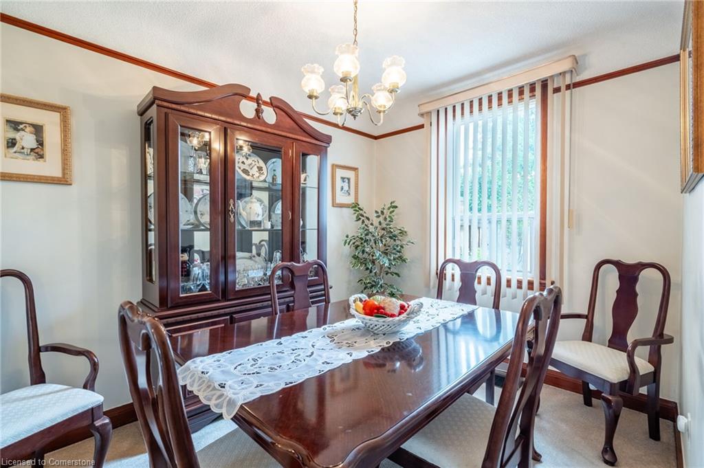 204 Emerald Street N Property Photo 11