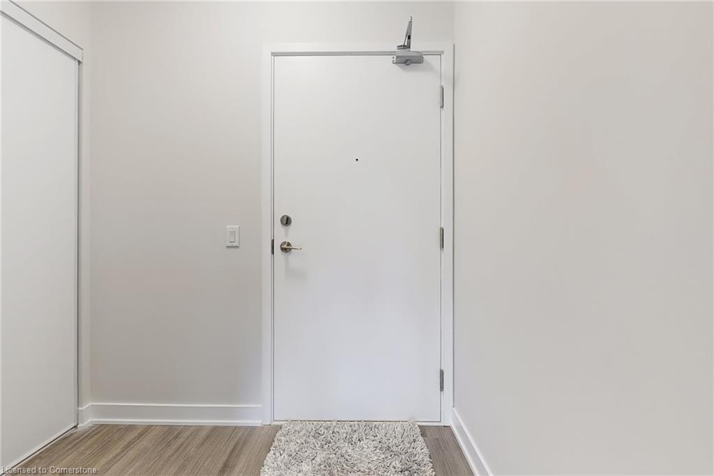 108-681 Yonge Street Property Photo 6