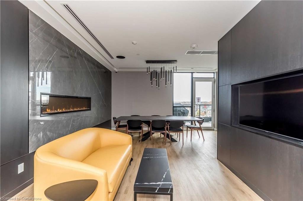 108-681 Yonge Street Property Photo 33