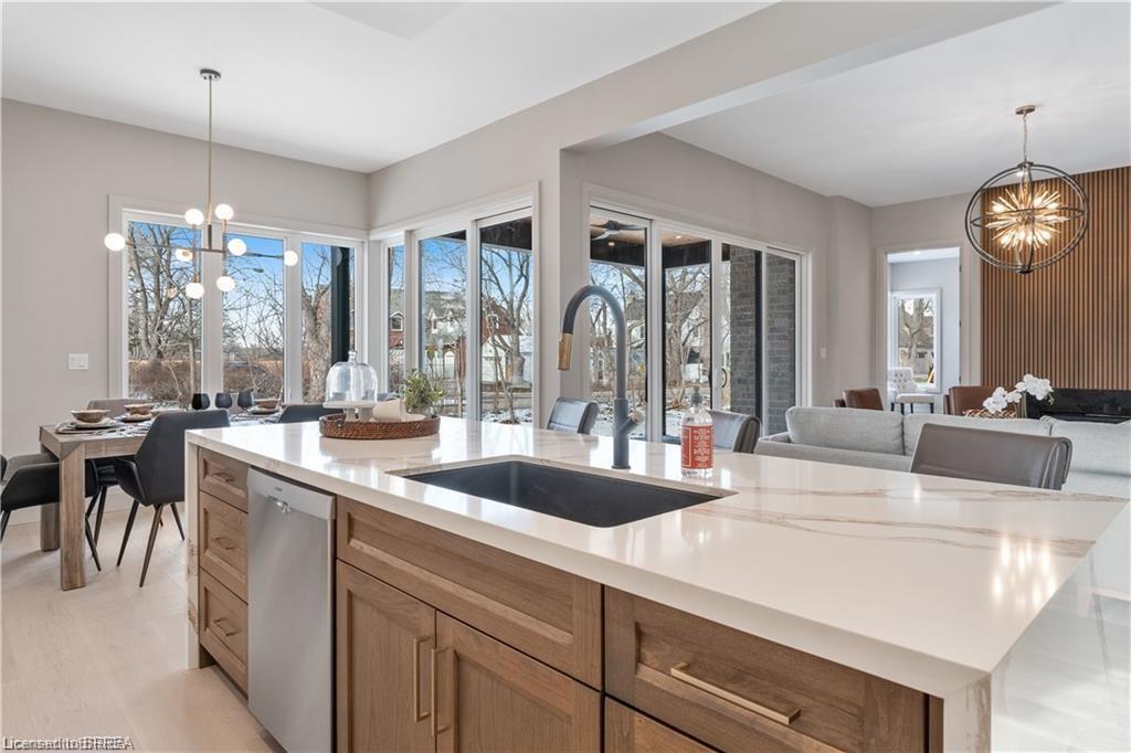 159 Parkside Drive Property Photo 14