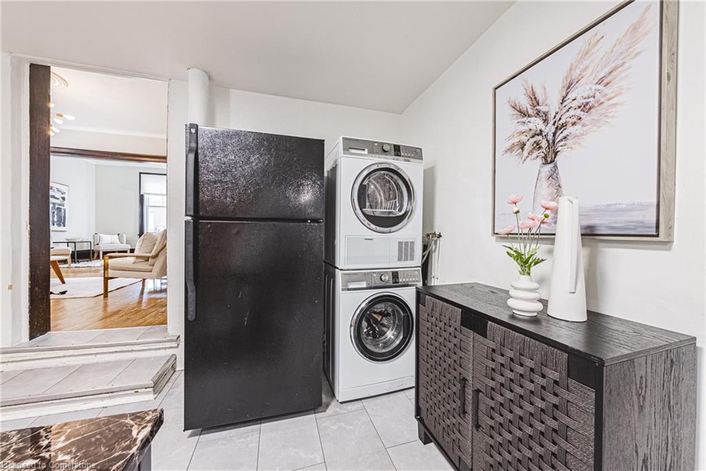 18 Duke Street Property Photo 17