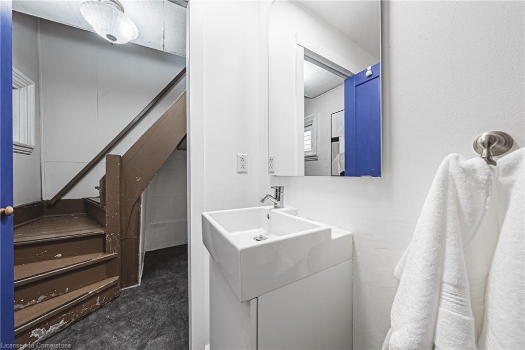 18 Duke Street Property Photo 21