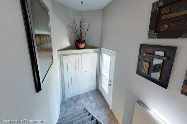 64 Francis Street N Property Photo 21