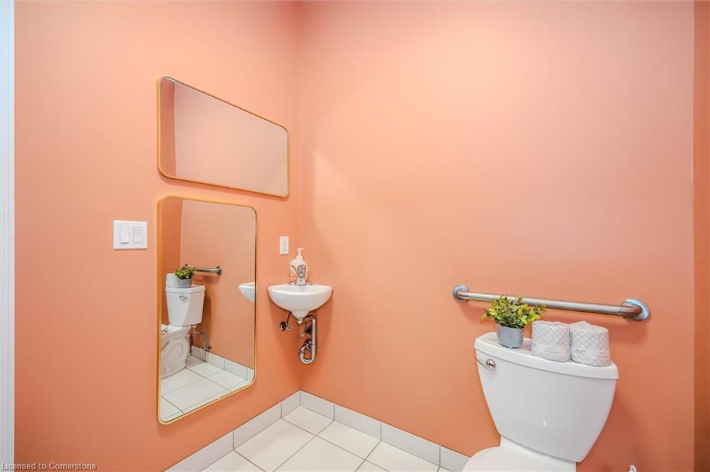 326-26 Ontario Street Property Photo 43