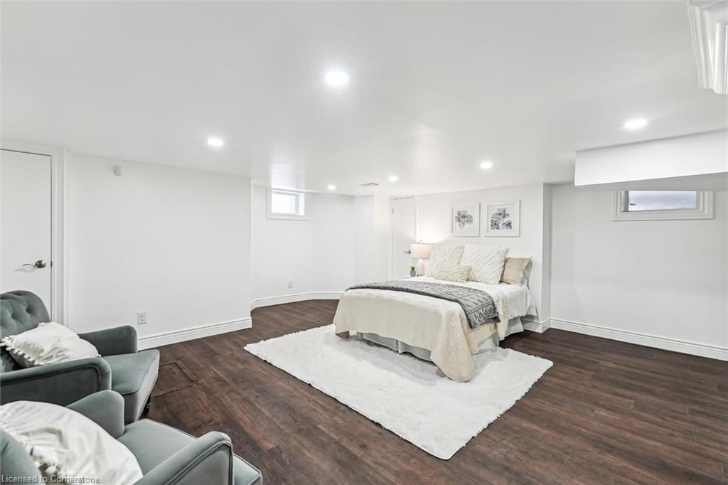 290 Bathurst Street Property Photo 32
