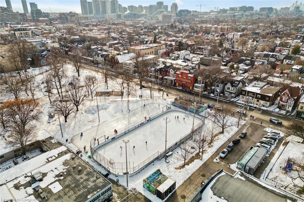 290 Bathurst Street Property Photo 42