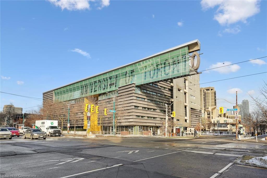 290 Bathurst Street Property Photo 44