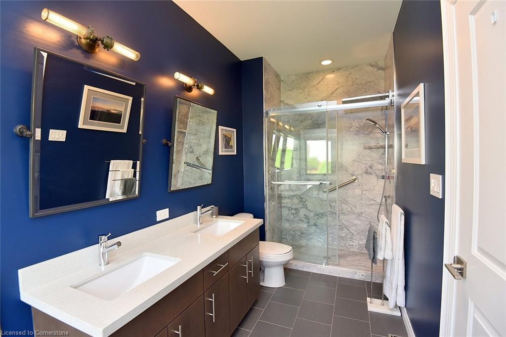 19 Dyment Court Property Photo 12