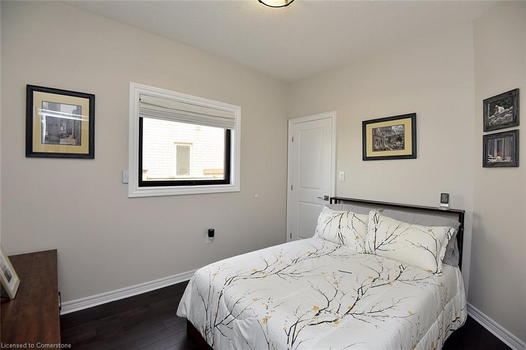 19 Dyment Court Property Photo 14