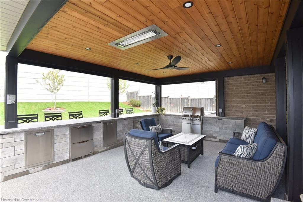 19 Dyment Court Property Photo 22