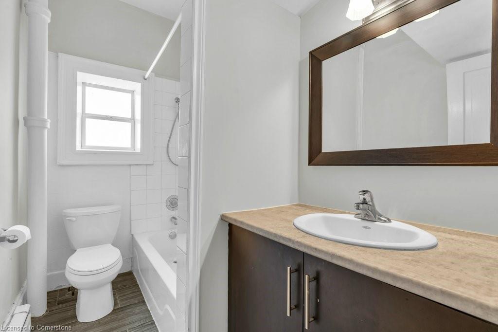 31 Bruce Street Property Photo 23